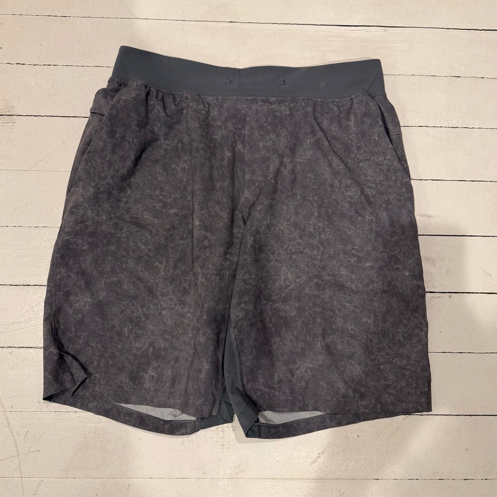 Men's Lululemon shorts